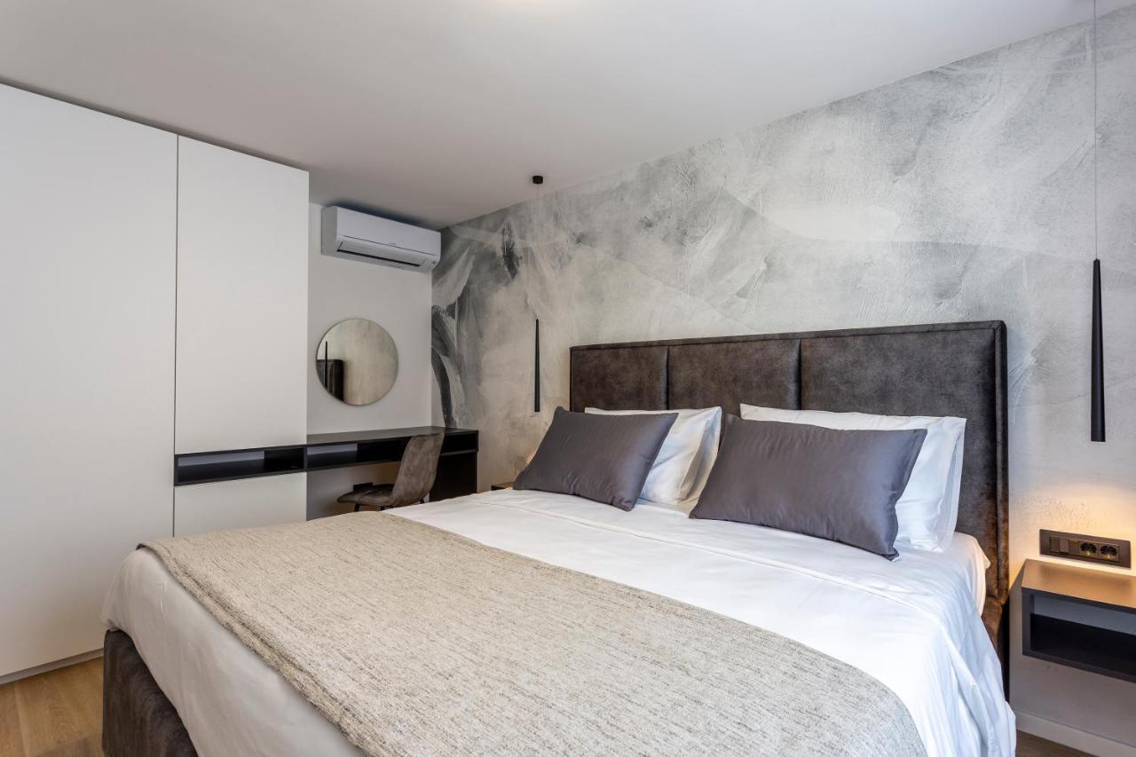 Apartman Izis Centar Pule Pula Exterior foto