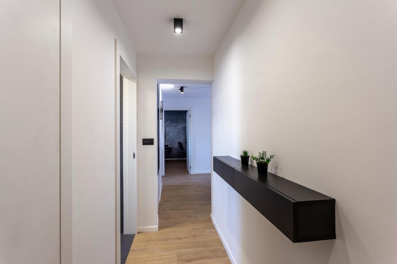 Apartman Izis Centar Pule Pula Exterior foto