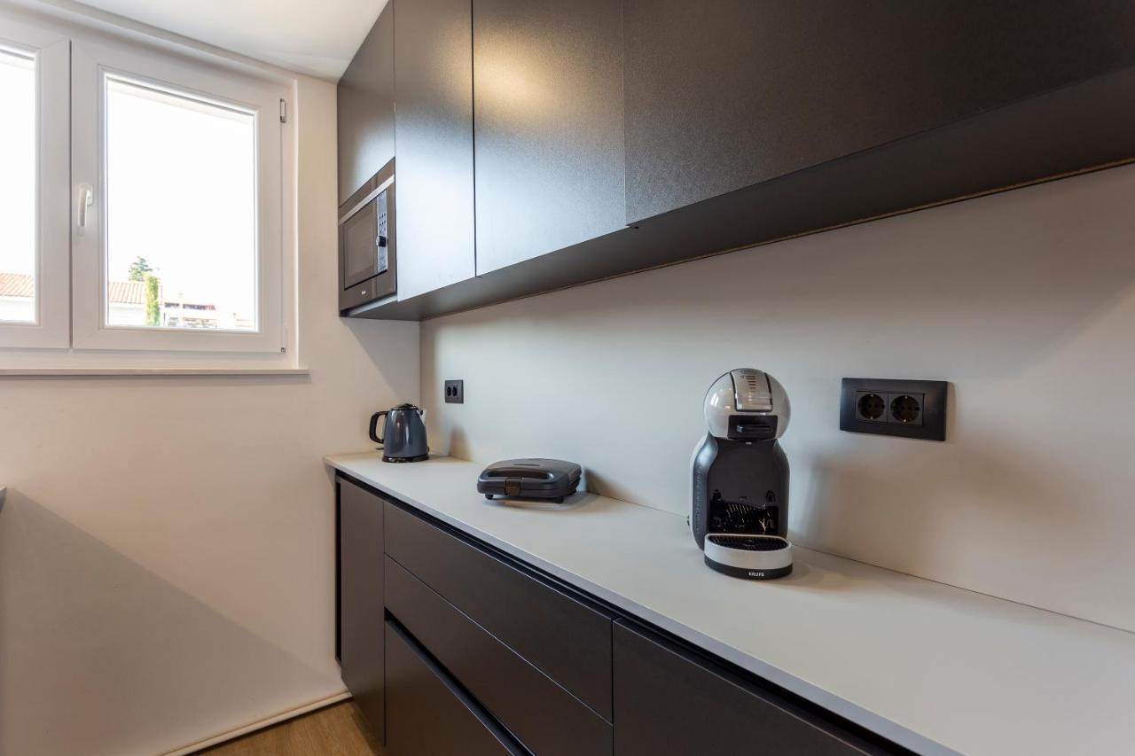 Apartman Izis Centar Pule Pula Exterior foto